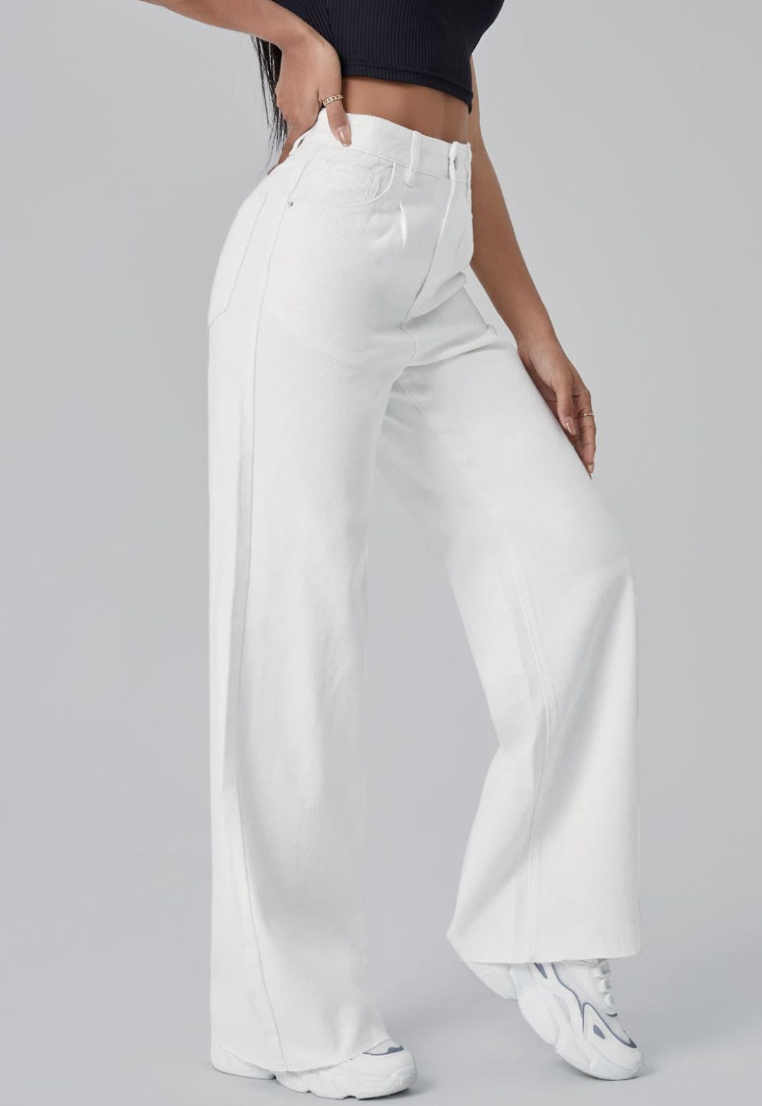 Zara White High Waisted wide leg Jeans