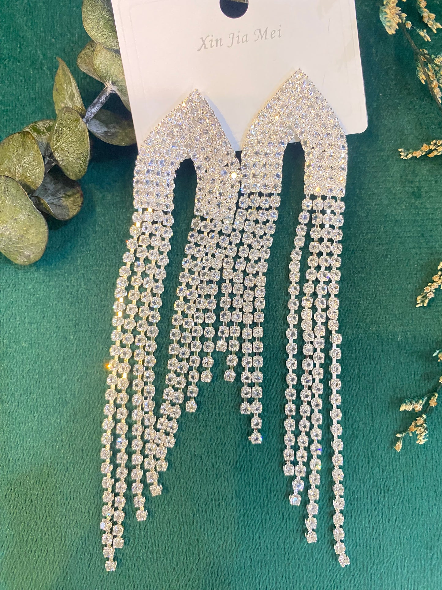 White Long Tassel Earrings-A007